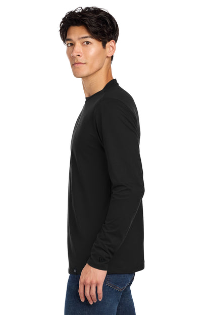 NEA102 New Era® Heritage Blend Long Sleeve Crew Tee